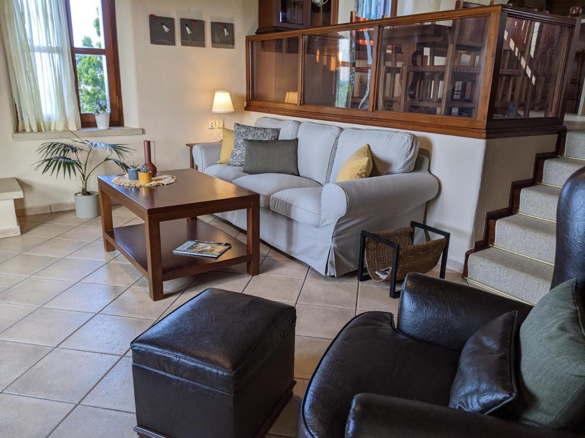 Villa Fyllosia Archanes Esterno foto