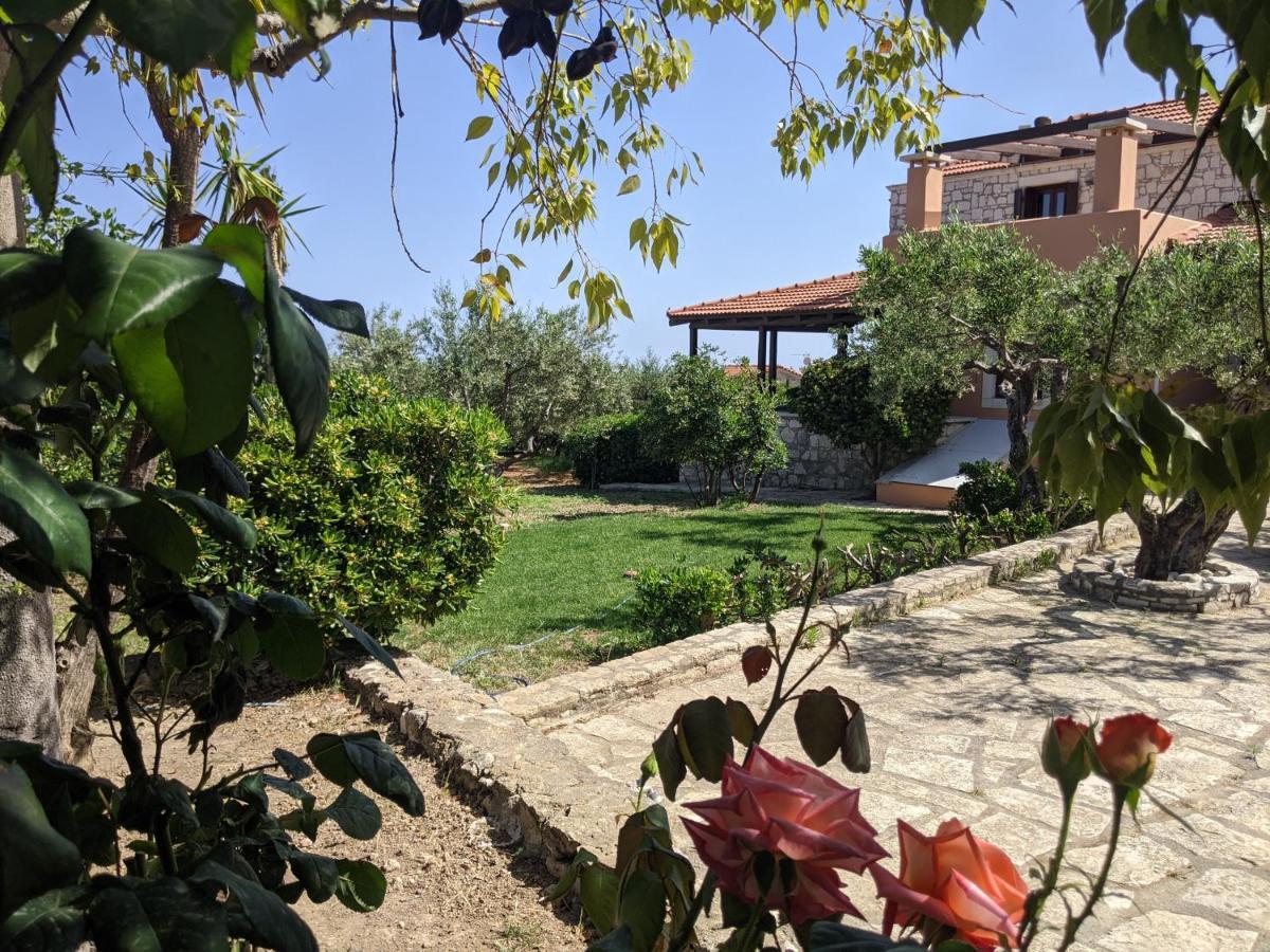 Villa Fyllosia Archanes Esterno foto