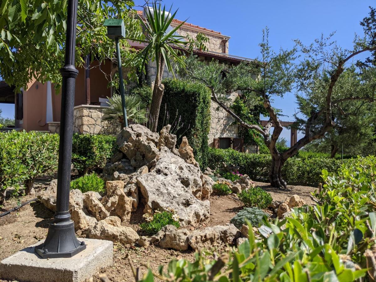 Villa Fyllosia Archanes Esterno foto