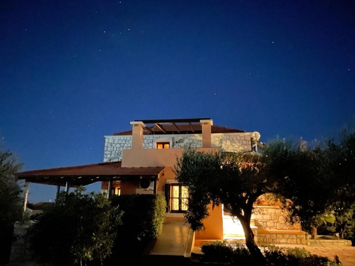 Villa Fyllosia Archanes Esterno foto