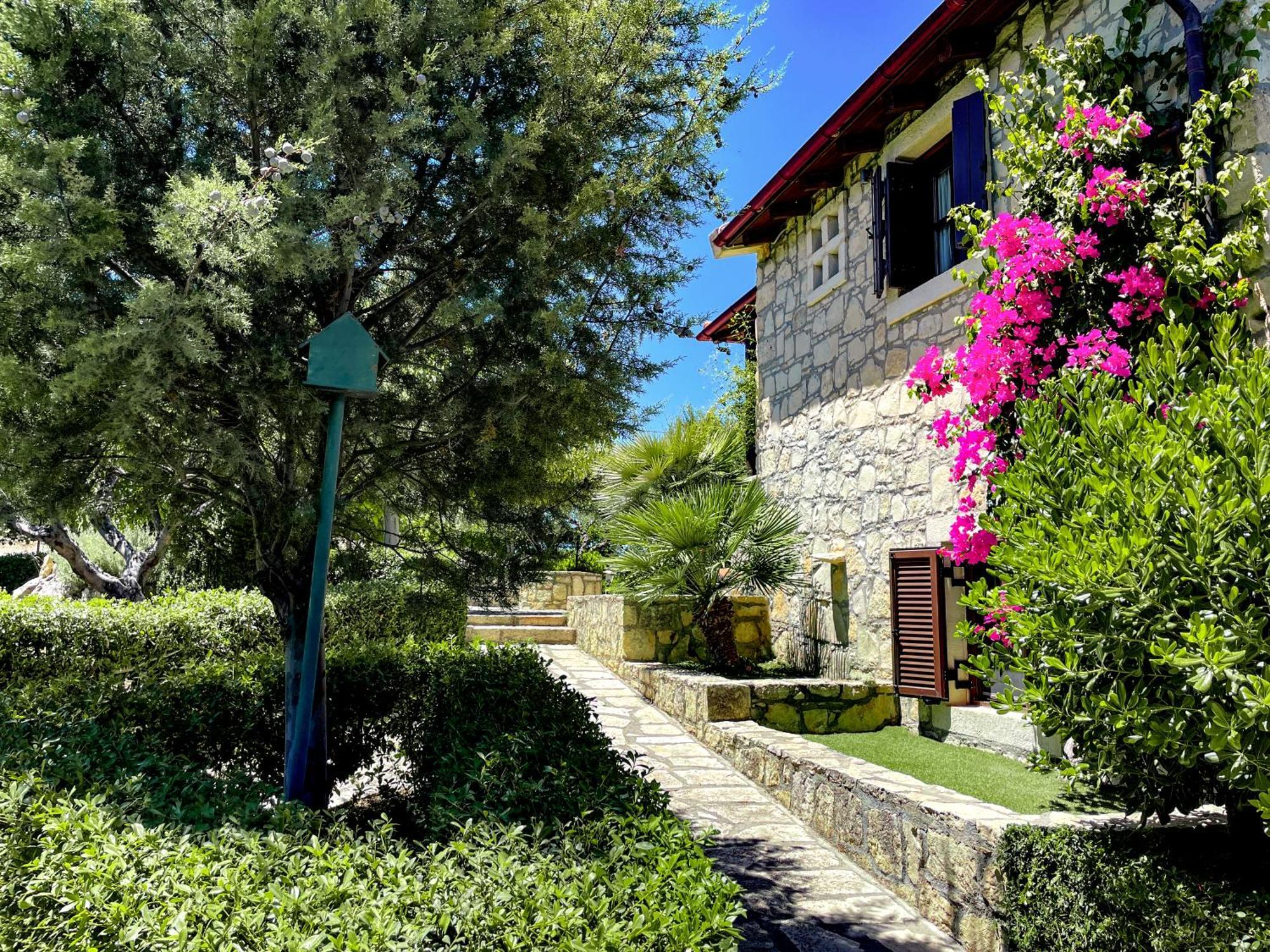 Villa Fyllosia Archanes Esterno foto